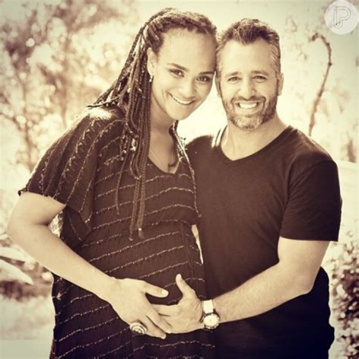 Who is Luciana Mello Dating Now?