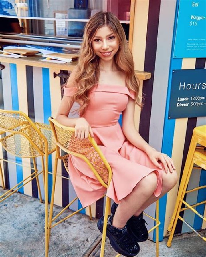 Who is Lulu Lambros Dating Now