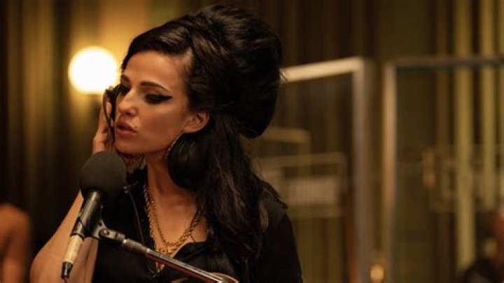 Who Is Marisa Abela? Actress Playing Amy Winehouse In ‘Back To Black’ – Hollywood Life