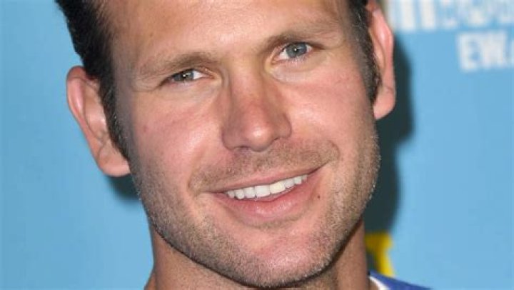 Who is Matthew Davis Dating Now?