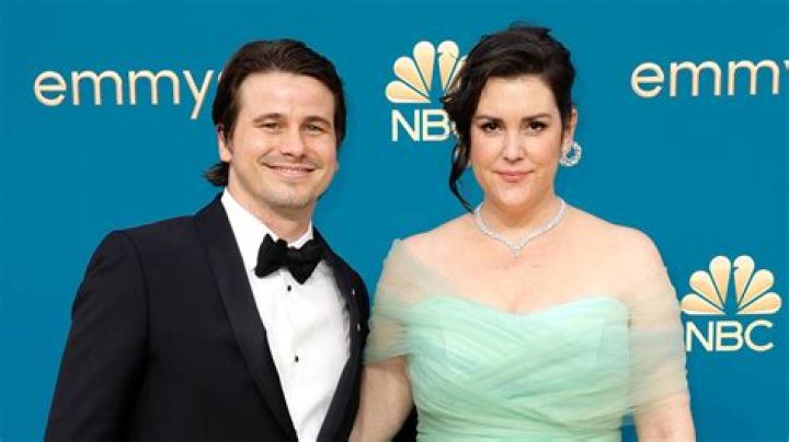 Who is Melanie Lynskey Dating Now?
