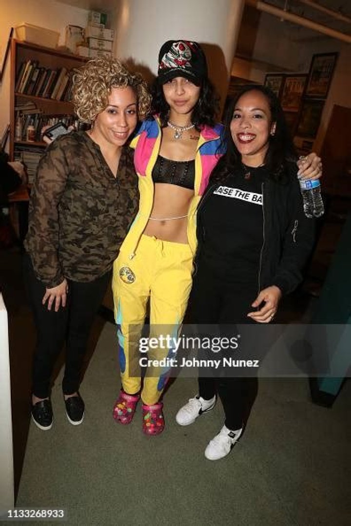 Who is Melii Dating Now?