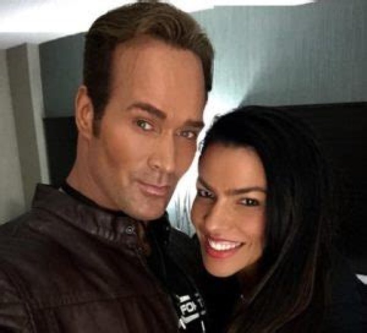 Who is Mona Muresan Dating Now