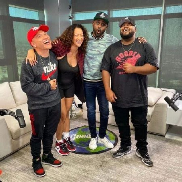 Who is Nikki Blades Dating Now