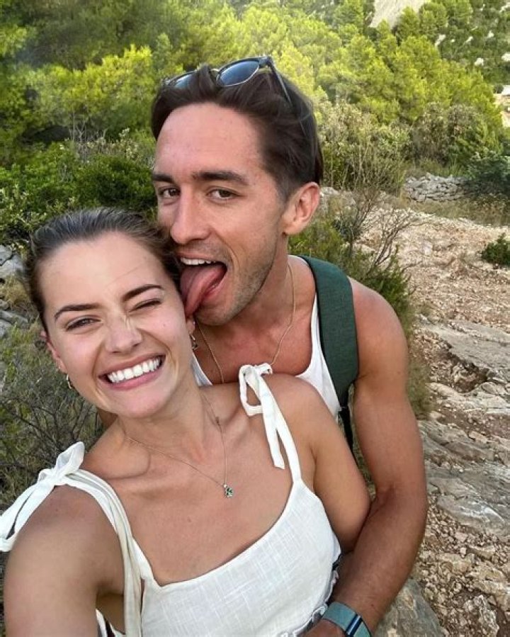 Who is Paola Shea Dating Now