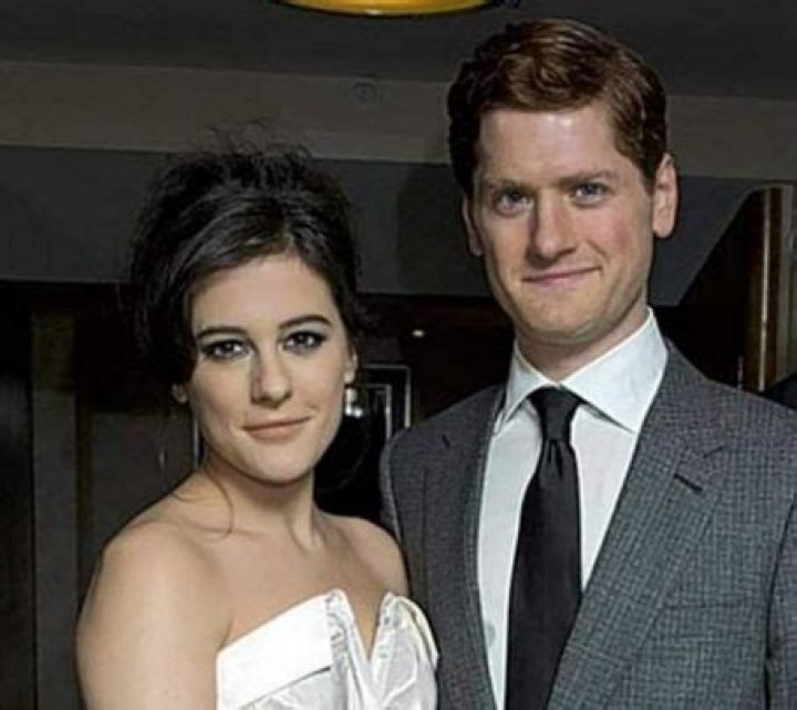 Who is Phoebe Fox Dating Now