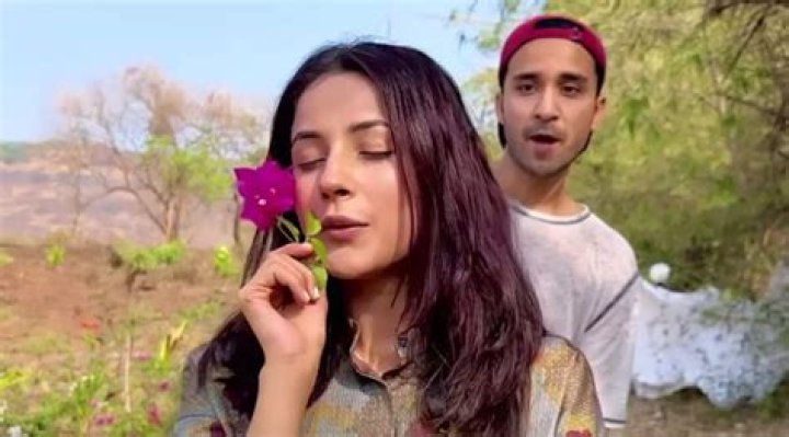 Who is Raghav Juyal Dating Now