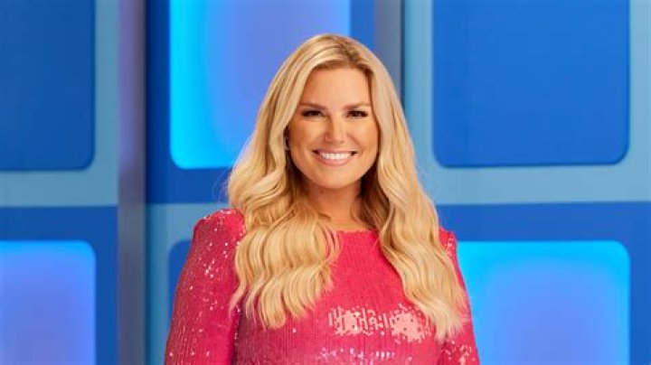 Who is Raquel Reynolds Dating Now?