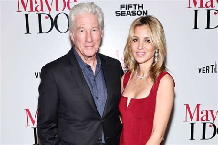 Who is Richard Gibson Dating Now?