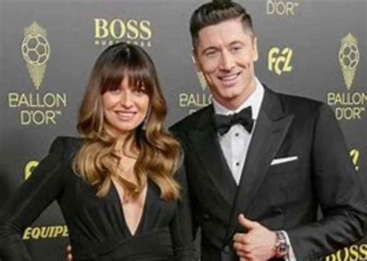 Who is Robert Lewandowski Dating Now?