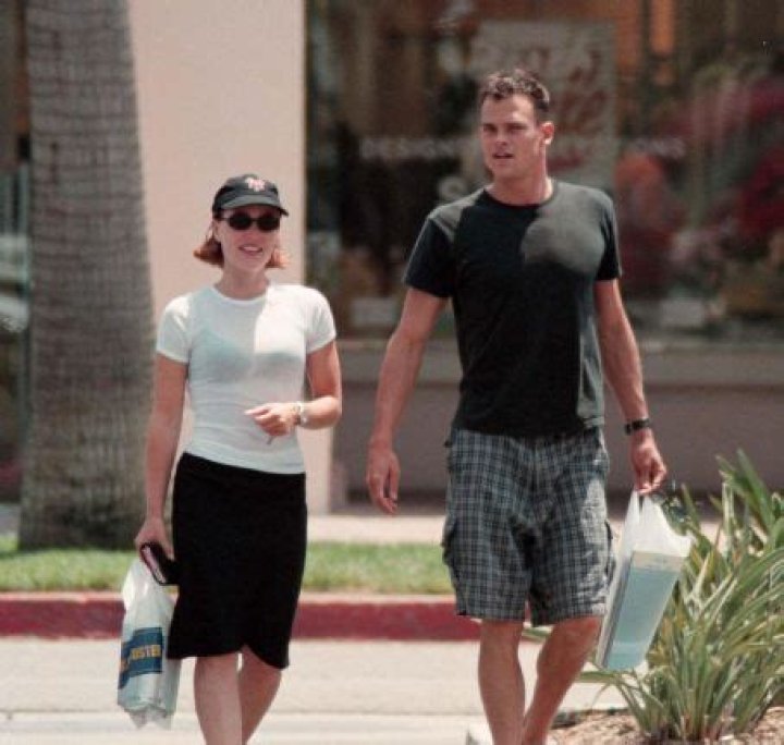 Who is Rodney Rowland Dating Now