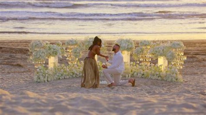 Who is Ronald Ollie Dating Now