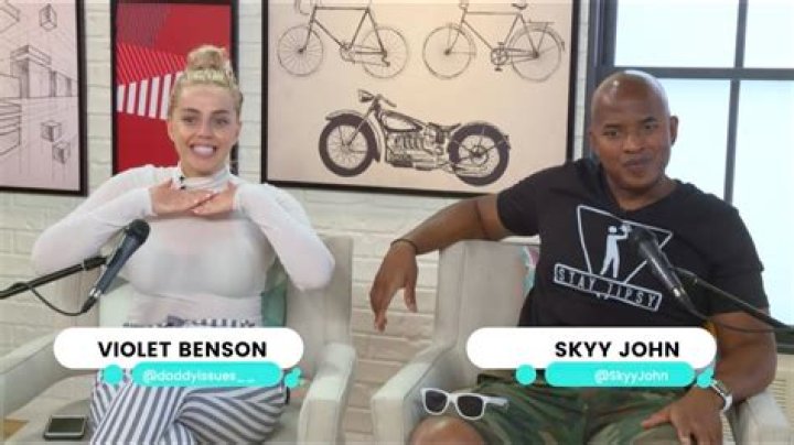 Who is Skyy John Dating Now