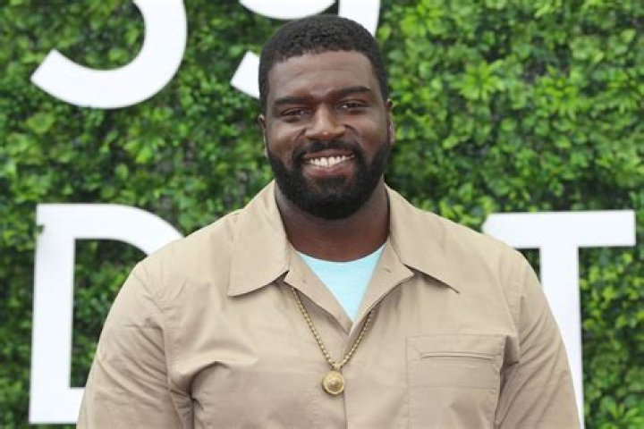 Who is Stephen Hill Dating Now?