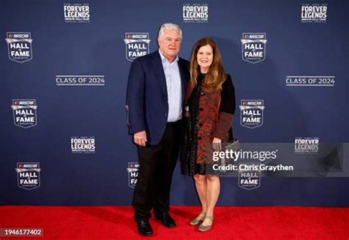 Who is Terry Labonte Dating Now