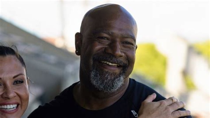 Who is Tina Barta Dating Now