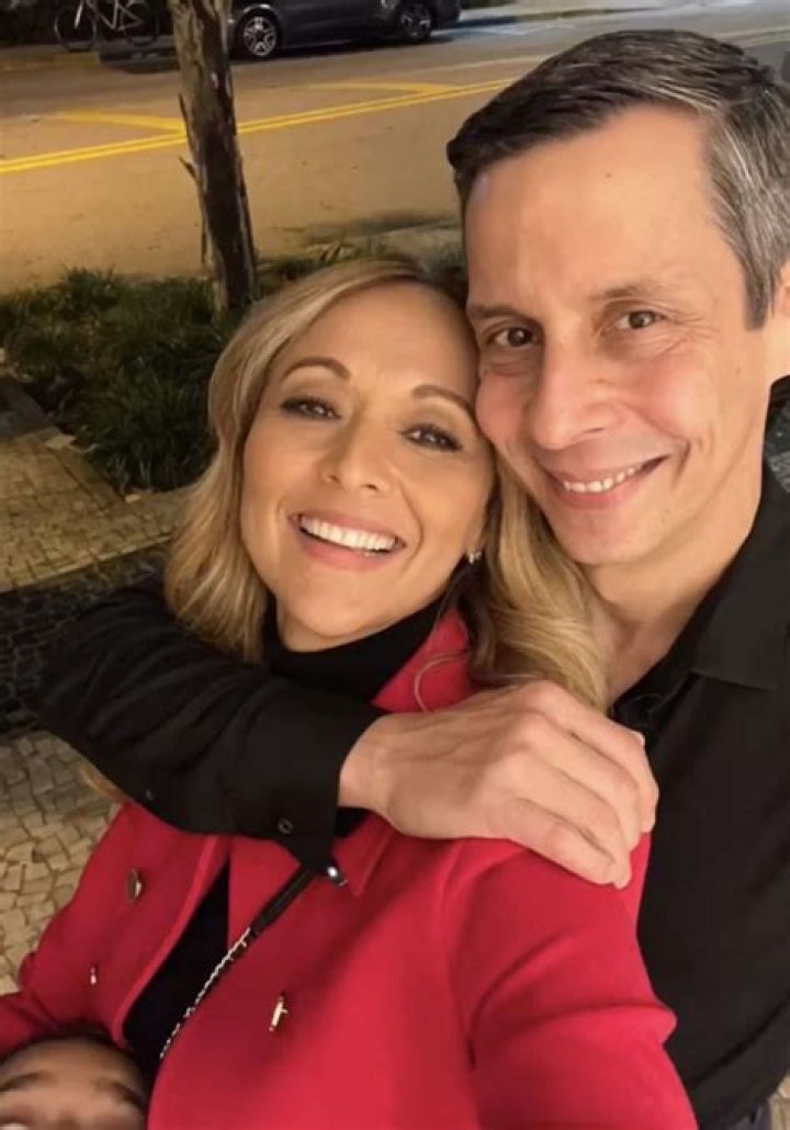 Who is Veronica Bastos Dating Now