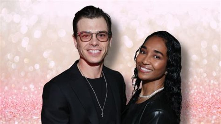 Who is ZephPlayz Dating Now?