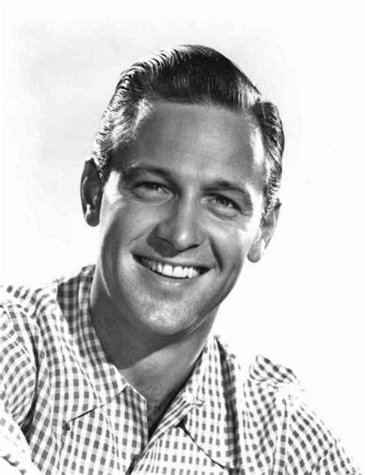 William Holden - Bio, Age, net worth, height, Wiki, Facts and Family