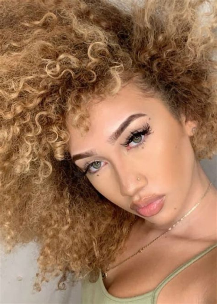 Yasmeen Stafford Height, Weight, Age, Body Statistics